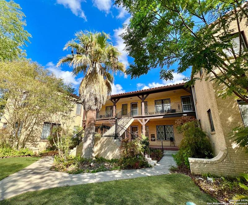 127 W Craig Pl #9, San Antonio, TX 78212 for Rent