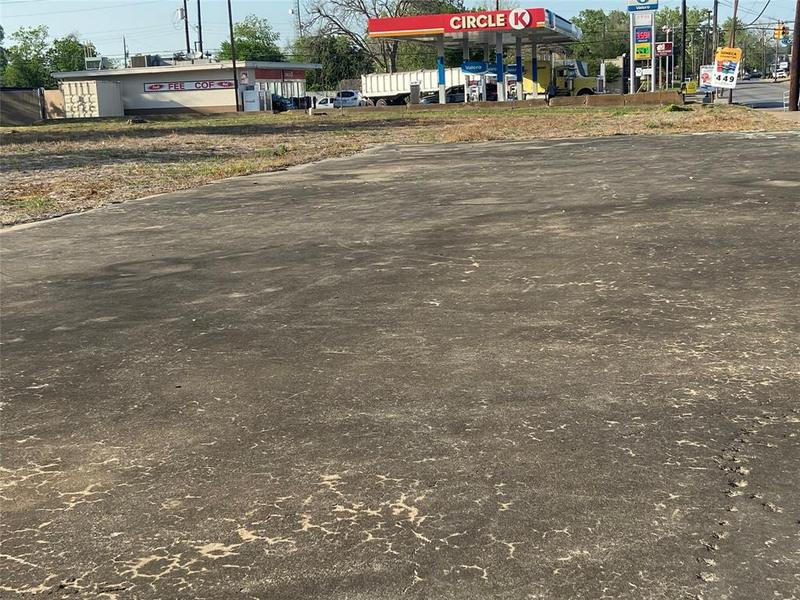 402 W Milam St, Wharton, TX 77488 for Sale