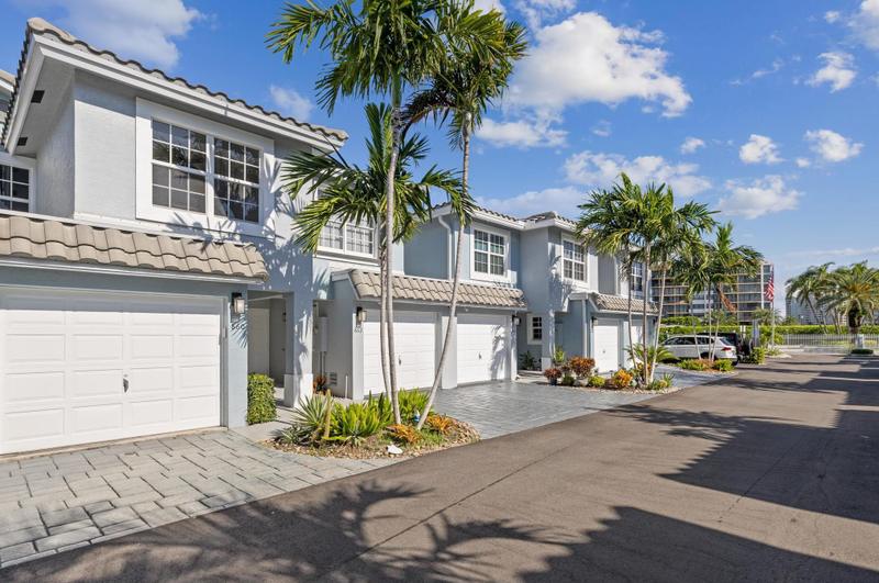 860 E Jeffery St, Boca Raton, FL 33487 - MLS RX-10919130 for Rent