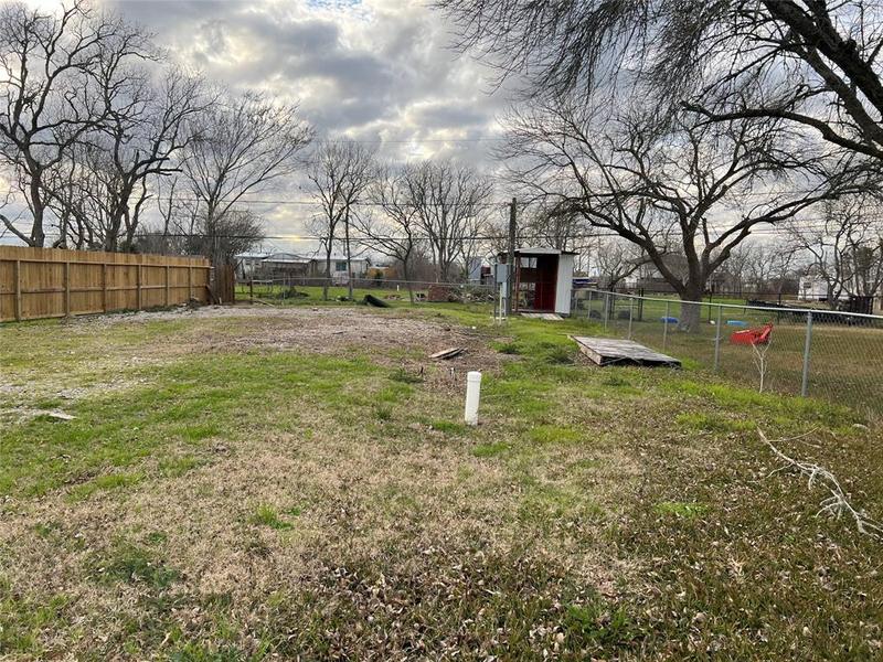 1120 3 K, San Leon, TX 77539 for Sale