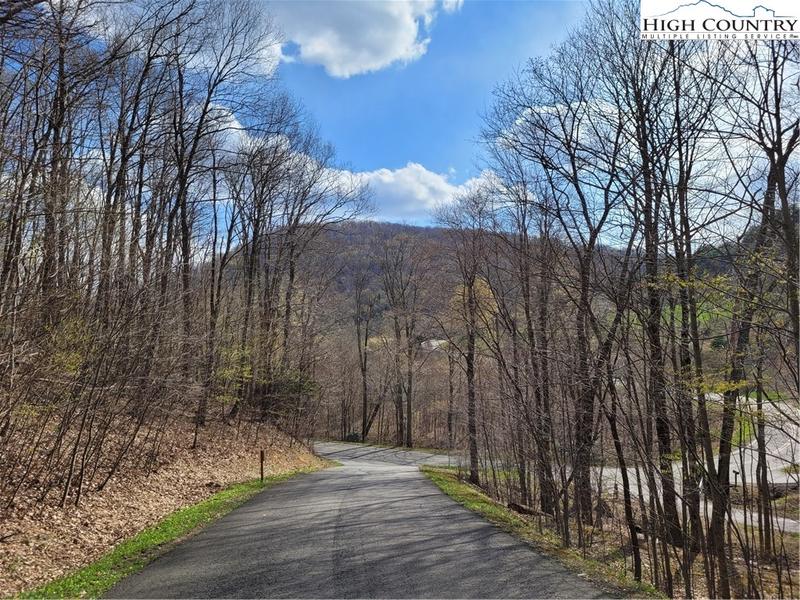 Lauren Lane, West Jefferson, NC 28694 for Sale