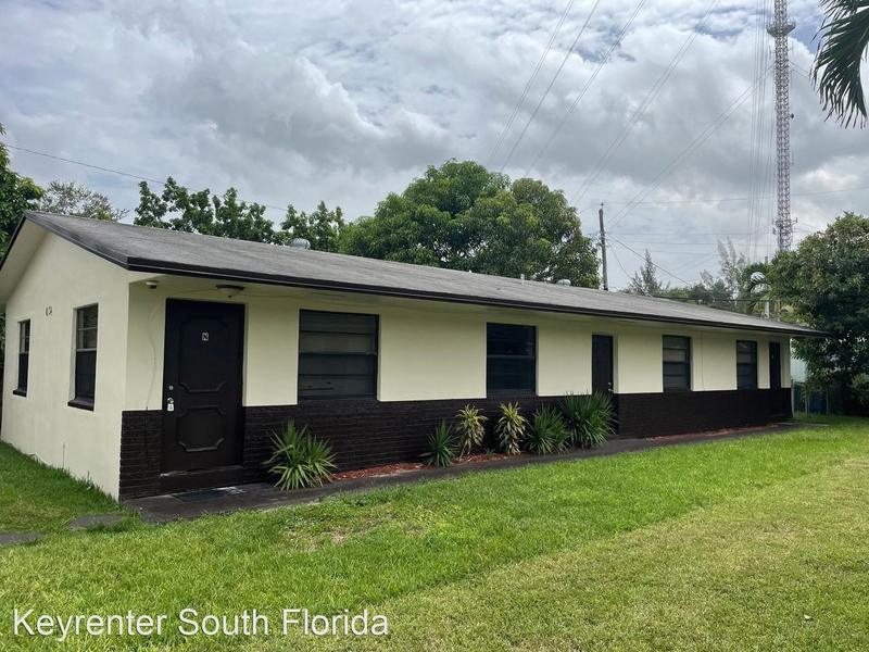 6134 SW 40th CT - Unit N  6134 SW 40th CT for Sale