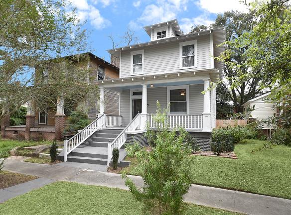 1214 E 31st St - Savannah, GA 31404 - Home For Rent