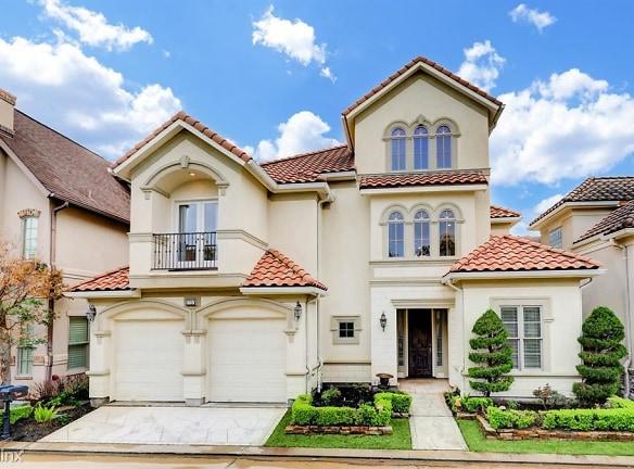 2707 Stuart Manor - Houston, TX 77082 - Home For Rent