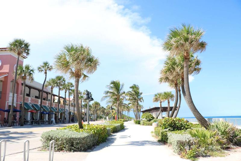 S Lakeside Dr, Lake Worth, FL 33460  624436065 for Rent