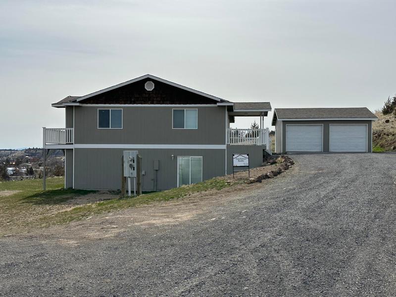 495 NE Miller Street, Madras OR 97741 for Sale
