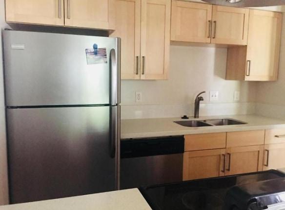 2201 W William Cannon Dr - Austin, TX 78745 - Home For Rent