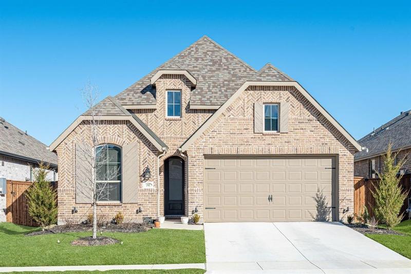 1905 Pelham Dr, Aubrey, TX 76227 for Sale