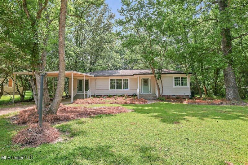 105 MCREE DR, Clinton, MS 39056 Single Family Residence For Sale  MLS# 4050867