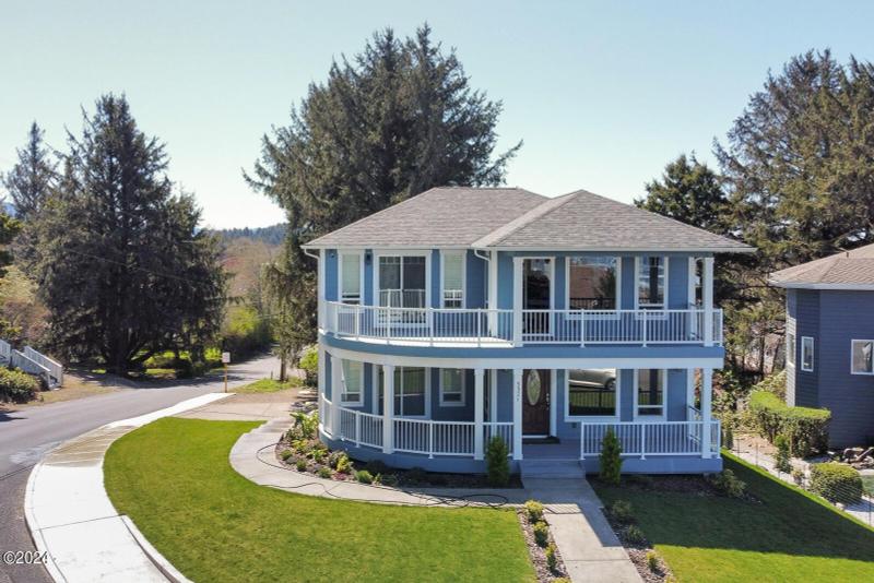 5321 NE Port Lane, Lincoln City OR 97367 for Sale