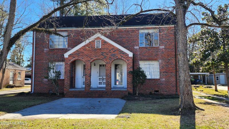 112 E CALHOUN ST, Whiteville, NC 28472 Multi Family For Sale  MLS# 100424390 for Rent