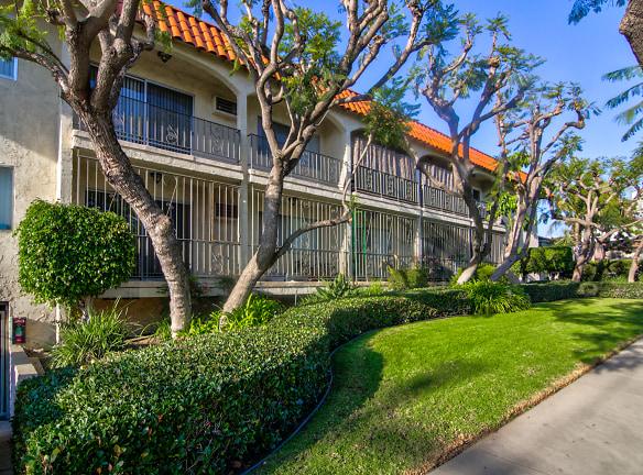 Lido Apartments At 10535 Rose Avenue - 10535 Rose Ave - Los Angeles, CA Apartments for Rent