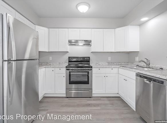 410 Fox Shores Dr - Kaukauna, WI 54130 - Home For Rent