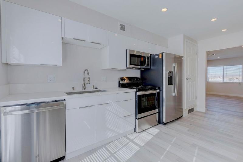 Unit 4 - 448 Jefferson Blvd - Henderson, NV for Rent