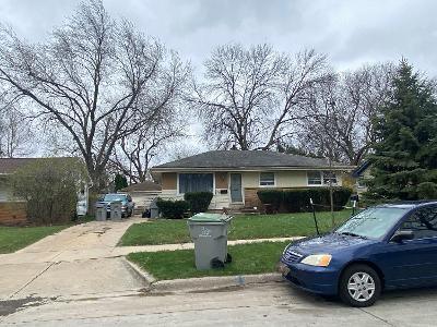 W Lynmar Ter for Sale