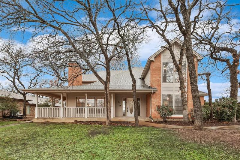 517 Indian Creek Dr, Trophy Club, TX 76262 for Sale