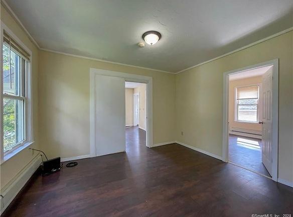 27 Platt St #3 - Waterbury, CT 06704 - Home For Rent