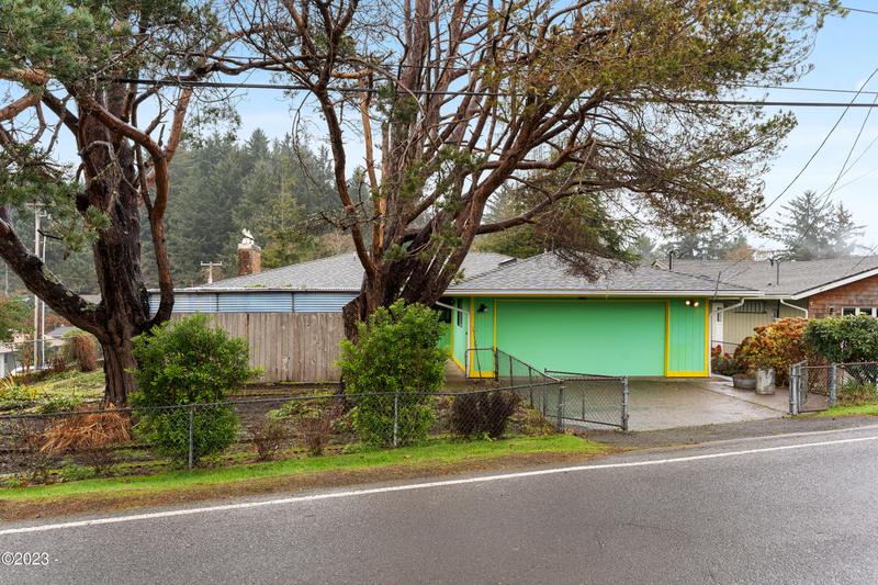 2517 NE Holmes Road, Lincoln City OR 97367 for Sale
