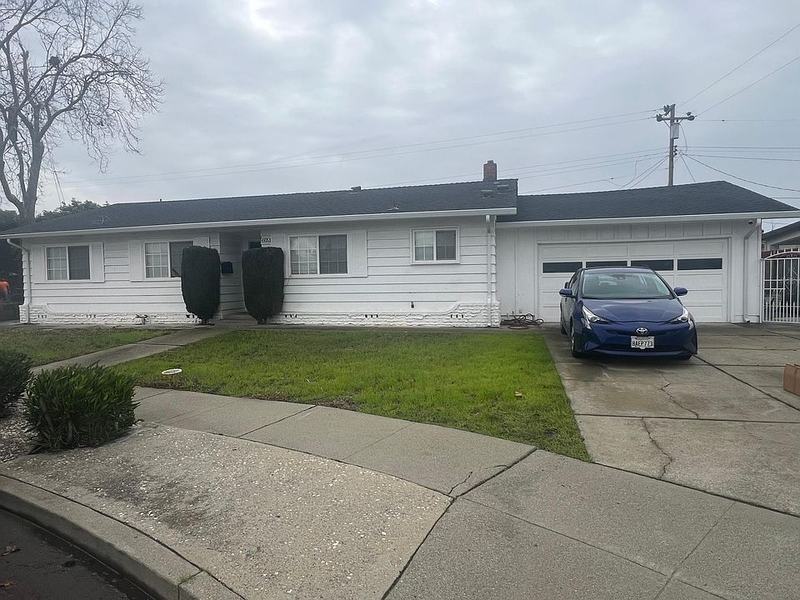 Nice 3/2 for rent in Fremont, CA #4692 Wildwood Park Ct