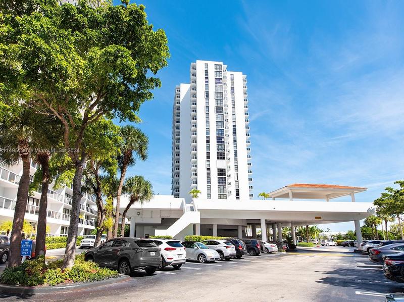 20515 E Country Club Dr #249, Aventura, FL 33180 - MLS A11495138 for Rent