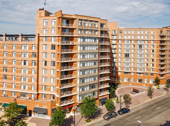 The Reserve At Clarendon Centre Apartments - 3000 Washington Blvd - Arlington, VA Apartments for Rent