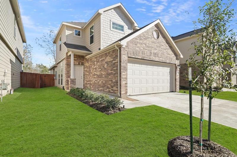 13427 Lucky Bill Ln, Houston, TX 77048 - MLS 89079636 for Rent