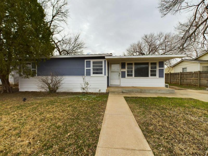 2003 41ST ST, Lubbock, TX 79412 Single Family Residence For Sale  MLS# 202401925