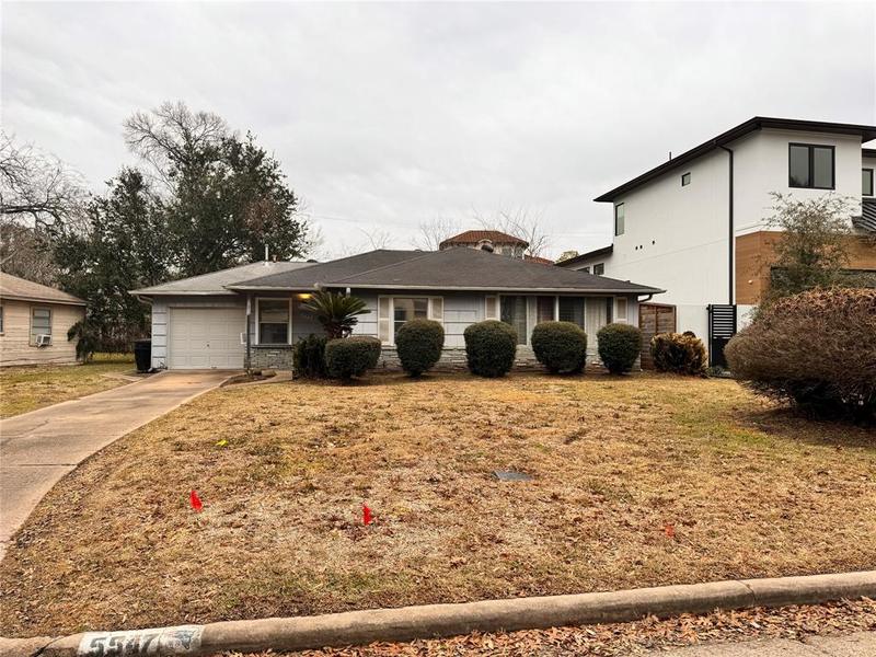 5547 Aspen St, Houston, TX 77081 for Rent