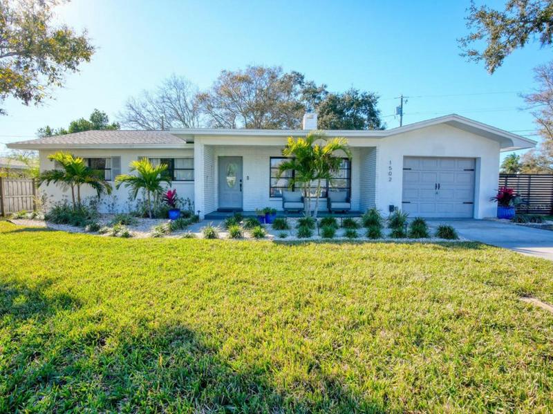 1502 PRICE CIR, CLEARWATER, FL 33764 Single Family Residence For Sale  MLS# U8230208 for Rent