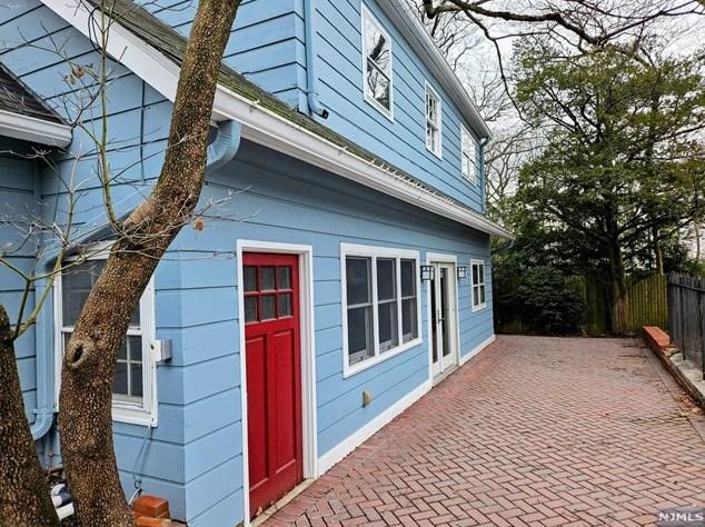 182 Hillside Ave, Englewood, NJ 07631 - MLS 24003308 for Rent