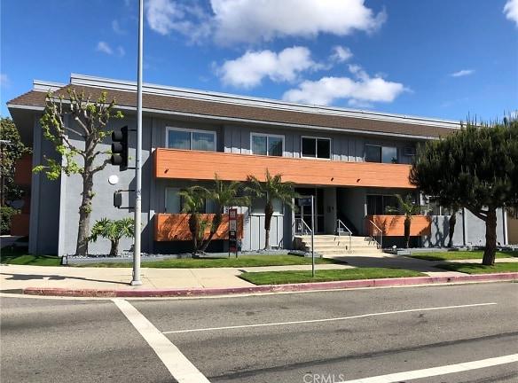 11825 National Blvd #4 - Los Angeles, CA 90064 - Home For Rent