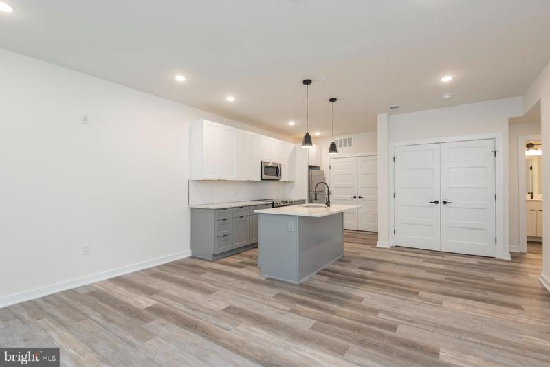 913-15 South 51st Street, Unit 1, Philadelphia, PA 19143 for Rent