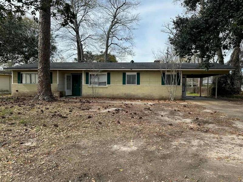 905 EVERGREEN LN, Beaumont, TX 77706 Single Family Residence For Sale  MLS# 12766992