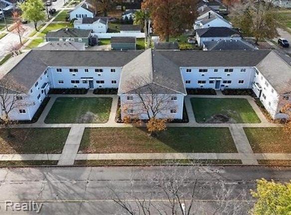 1670 E Woodward Heights Blvd #A3 - Hazel Park, MI 48030 - Home For Rent