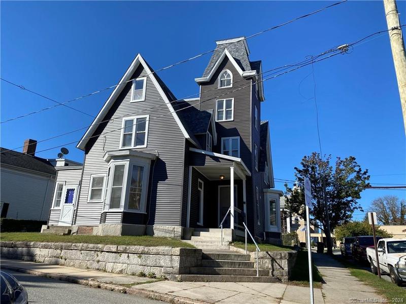 26 Prospect Street, Unit 8, New London, CT 06320 for Rent