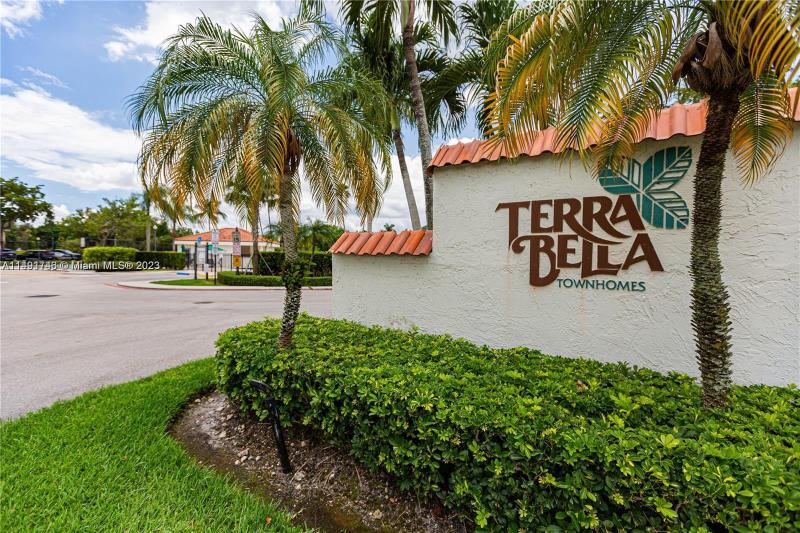 11540 Terra Bella Boulevard, Plantation, FL 33325 for Rent