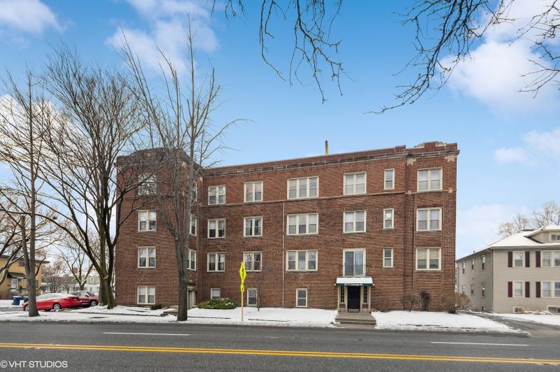 600 N La Grange Rd #B1, La Grange Park, IL 60526 - MLS 11963260 for Sale