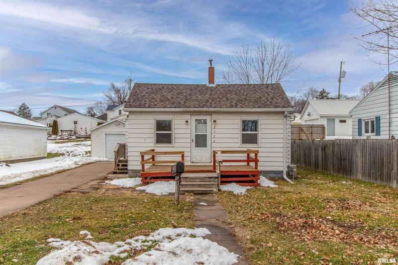 2722 GARFIELD Street, Clinton, IA 52732  622265526 for Sale