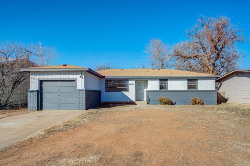 1326 60th Street, Lubbock, TX 79412 for Sale