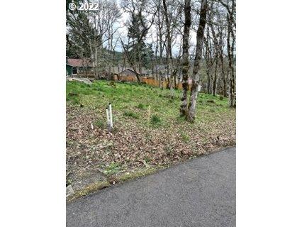 Laurel Hill Drive, Unit 102, Eugene, OR 97403 for Sale