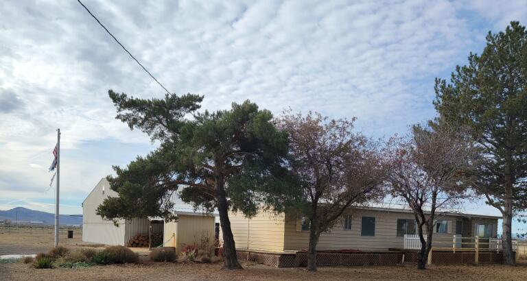 87740 Christmas Valley Highway, Christmas Valley OR 97641 for Sale