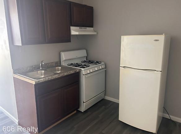 2349 W Devon Ave - Chicago, IL 60659 - Home For Rent