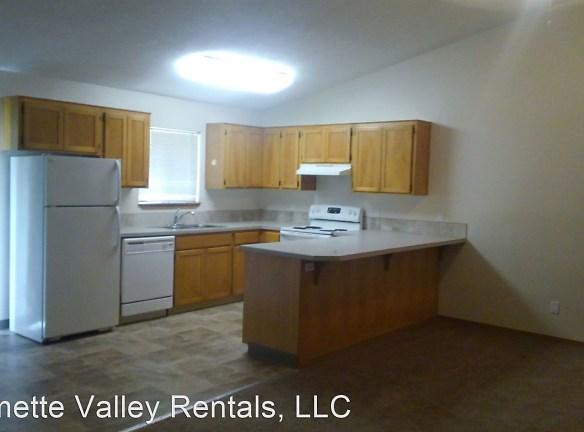 286 N Stadium - Monmouth, OR 97361 - Home For Rent