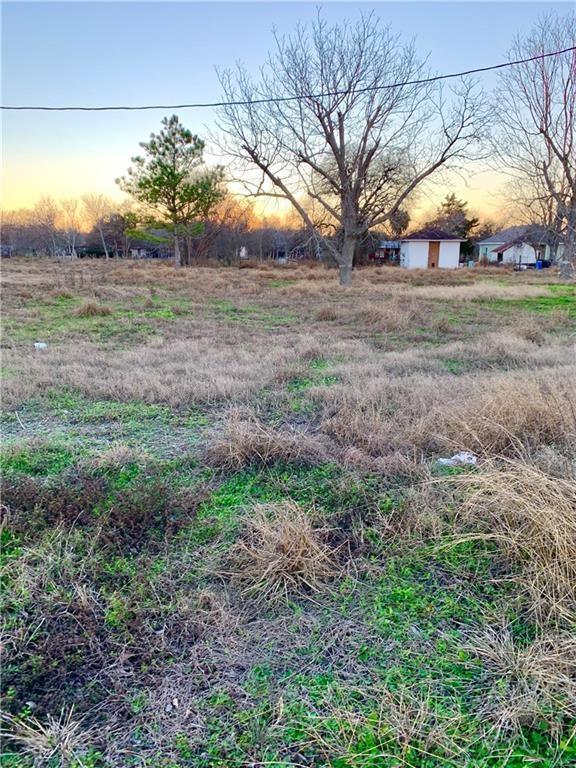 321 N 4th St, Skidmore, TX 78389 for Sale
