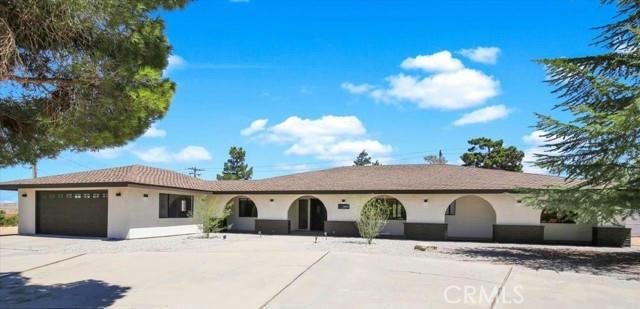 58855 PIEDMONT DR, Yucca Valley, CA 92284 Single Family Residence For Sale  MLS# OC24020975 for Rent