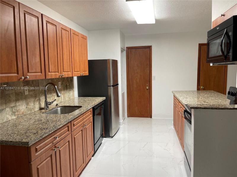 15800 Southwest 90th Court, Unit C, Palmetto Bay, FL 33157 for Rent