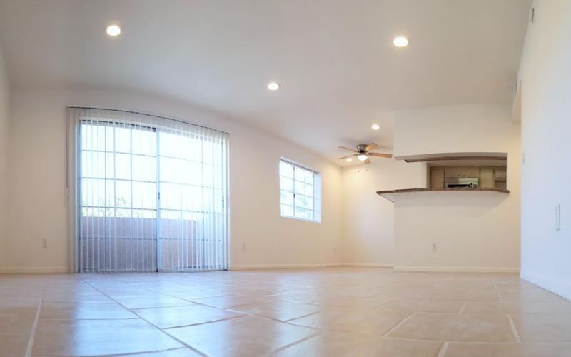 Rental listing in North Hollywood, San Fernando Valley. Contact the landlord or property manager direct about rental.