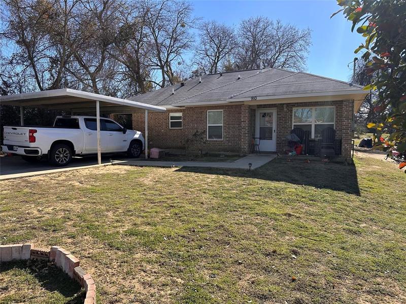 910 Morse St, Denton, TX 76205 for Sale