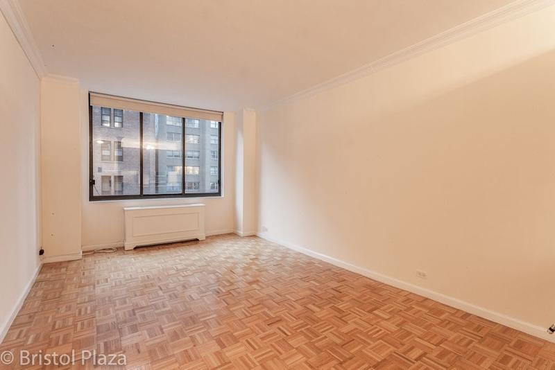 Rental listing in Upper East Side, Manhattan. Contact the landlord or property manager direct about rental.