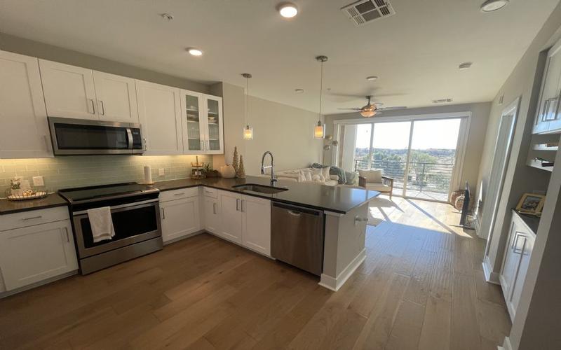 Rental listing in Scottsdale Area, Phoenix Area. Contact the landlord or property manager direct about rental.